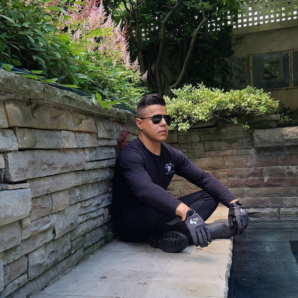 Ariel, founder of South Hill Window Cleaners, providing professional services in Toronto.